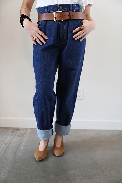 Vintage 70s Deadstock Vintage Jeans in a dark blue wash. Levis vintage origin made in USA. Mindfully sourced for Cura Found in Seattle, Washington.  Edit alt text